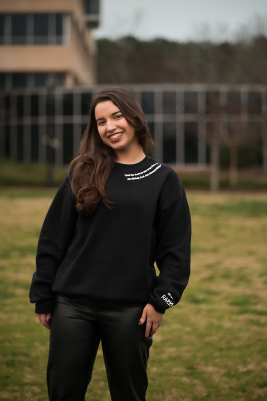 THE LIVING GOD BLACK W/ WHITE