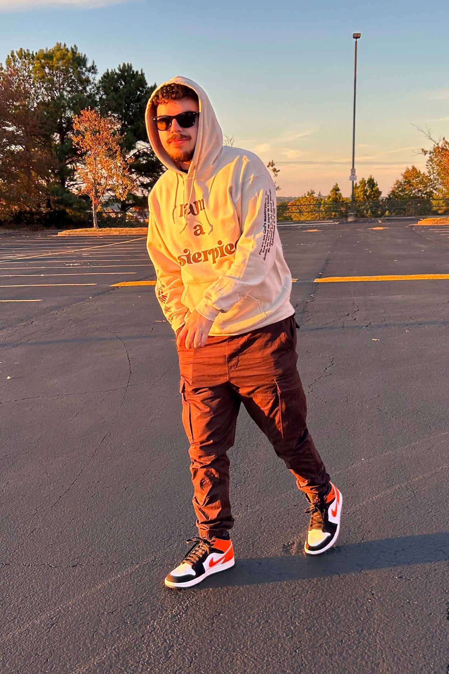 MASTERPIECE HOODIE BEIGE W/ DARK BROWN