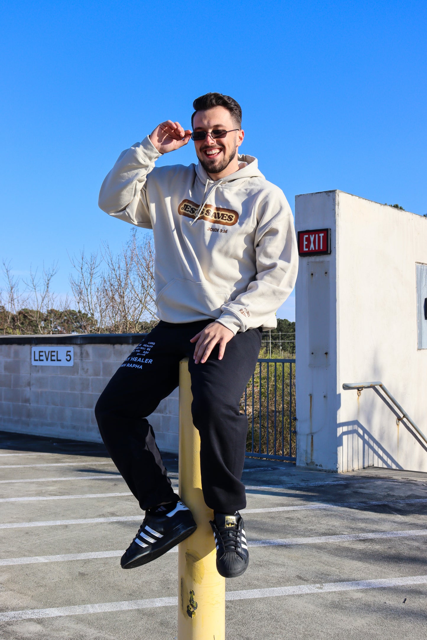 JESUS SAVES HOODIE (2 COLORS)