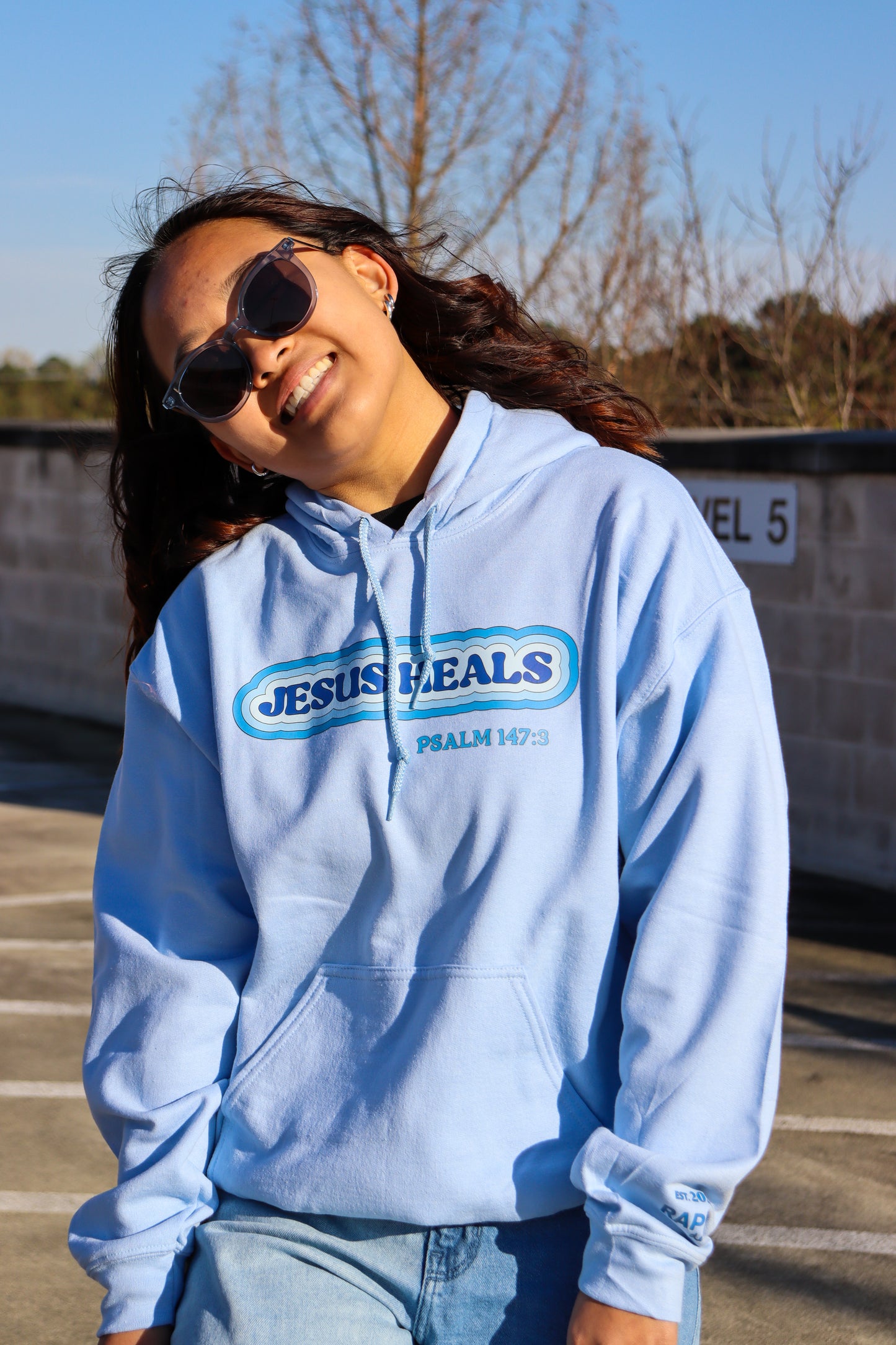 JESUS HEALS (3 COLORS)